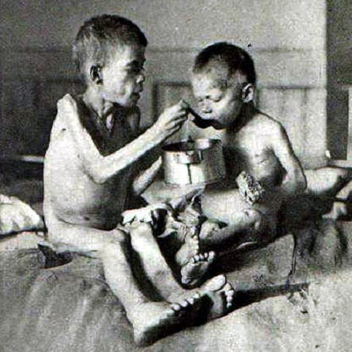 Starving Holodomor Children.