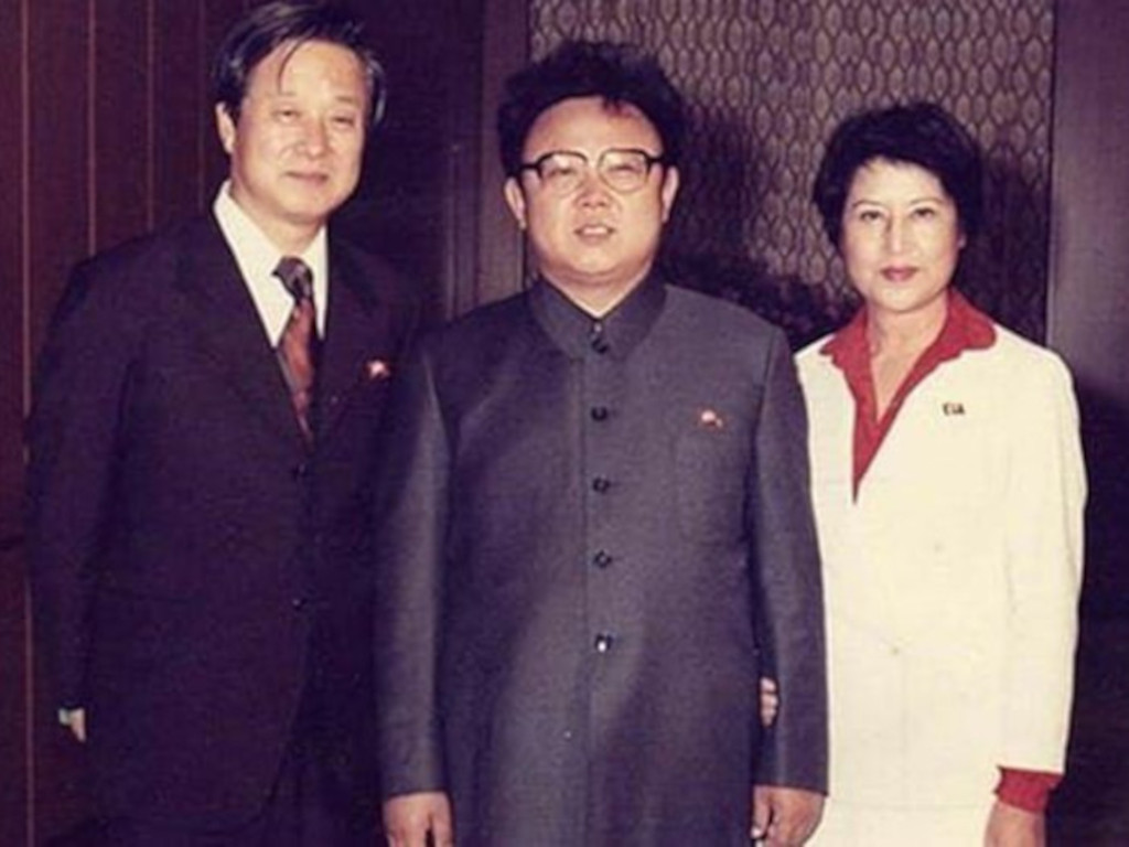 Shin Sang-ok and wife with Kim Jong-il